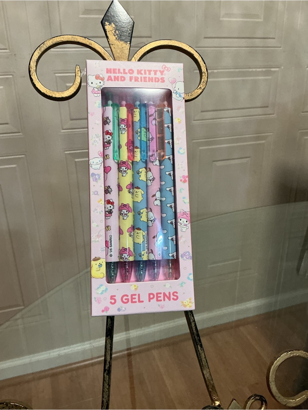 Hello Kitty And Friends 5 Gel Pens Pack - Multi-Color (NIB, Sealed)